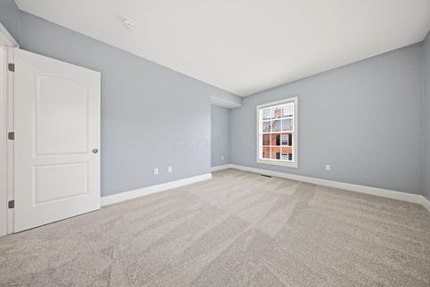 Tiny photo for 42 Keswick Woods, New Albany, OH 43054 (MLS # 226007350)