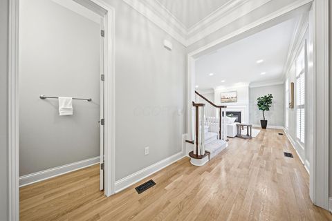 Tiny photo for 42 Keswick Woods, New Albany, OH 43054 (MLS # 226007350)