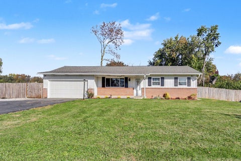 Photo of 218 Rumsey Road, Columbus, OH 43207 (MLS # 226040802)