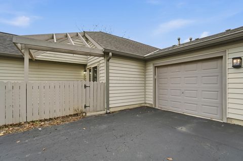 Tiny photo for 202 Deer Cross Lane, Powell, OH 43065 (MLS # 225046137)