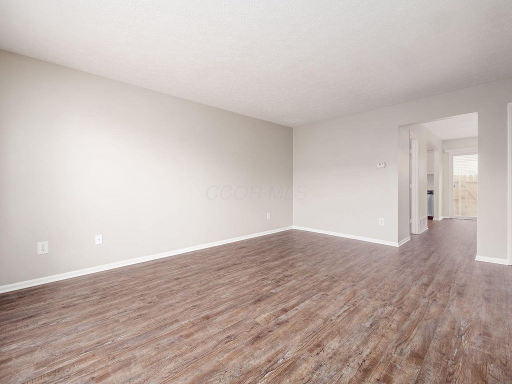 Photo of 7754 Deercrest Court, Dublin, OH 43016 (MLS # 225044624)