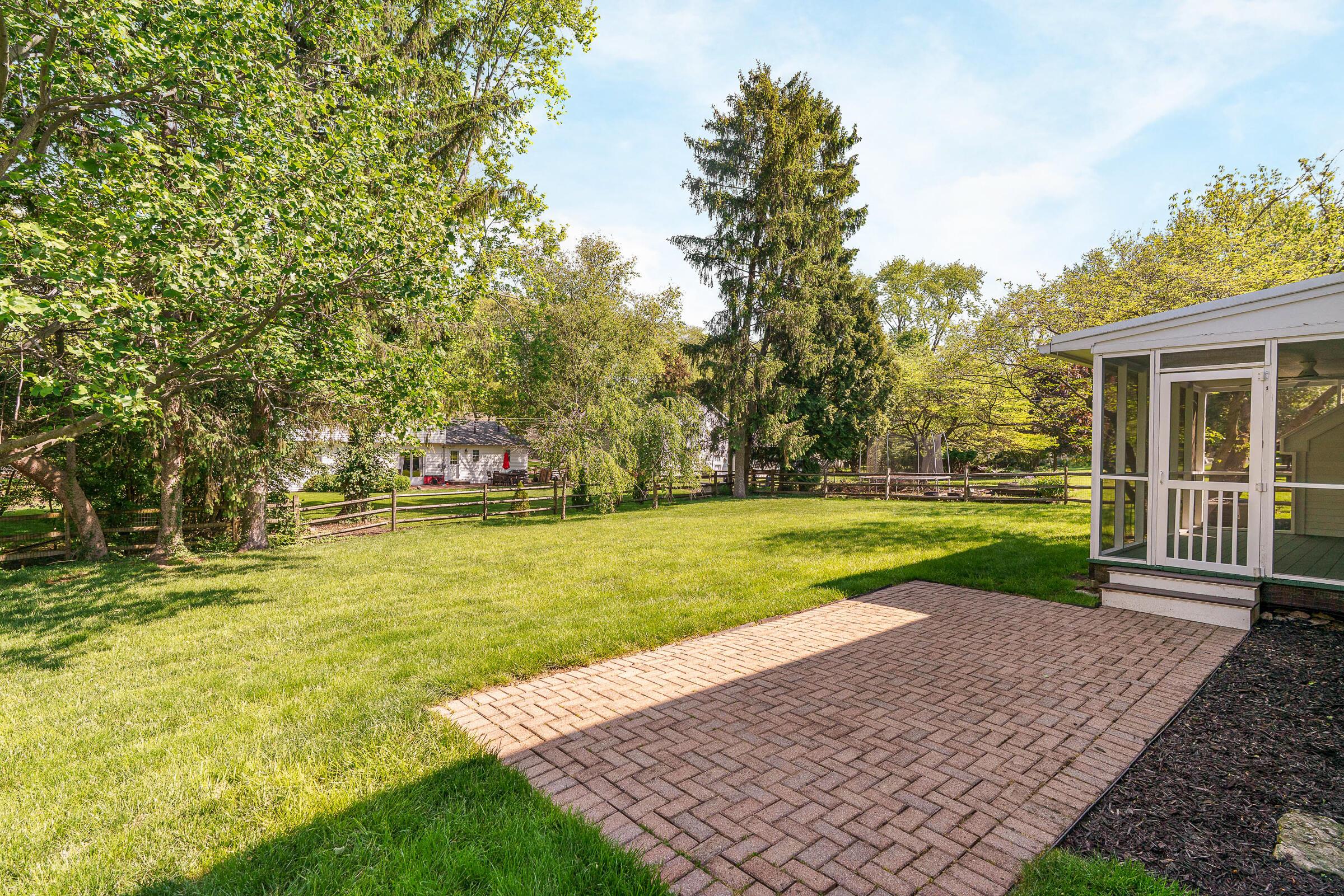 316 Weydon Road