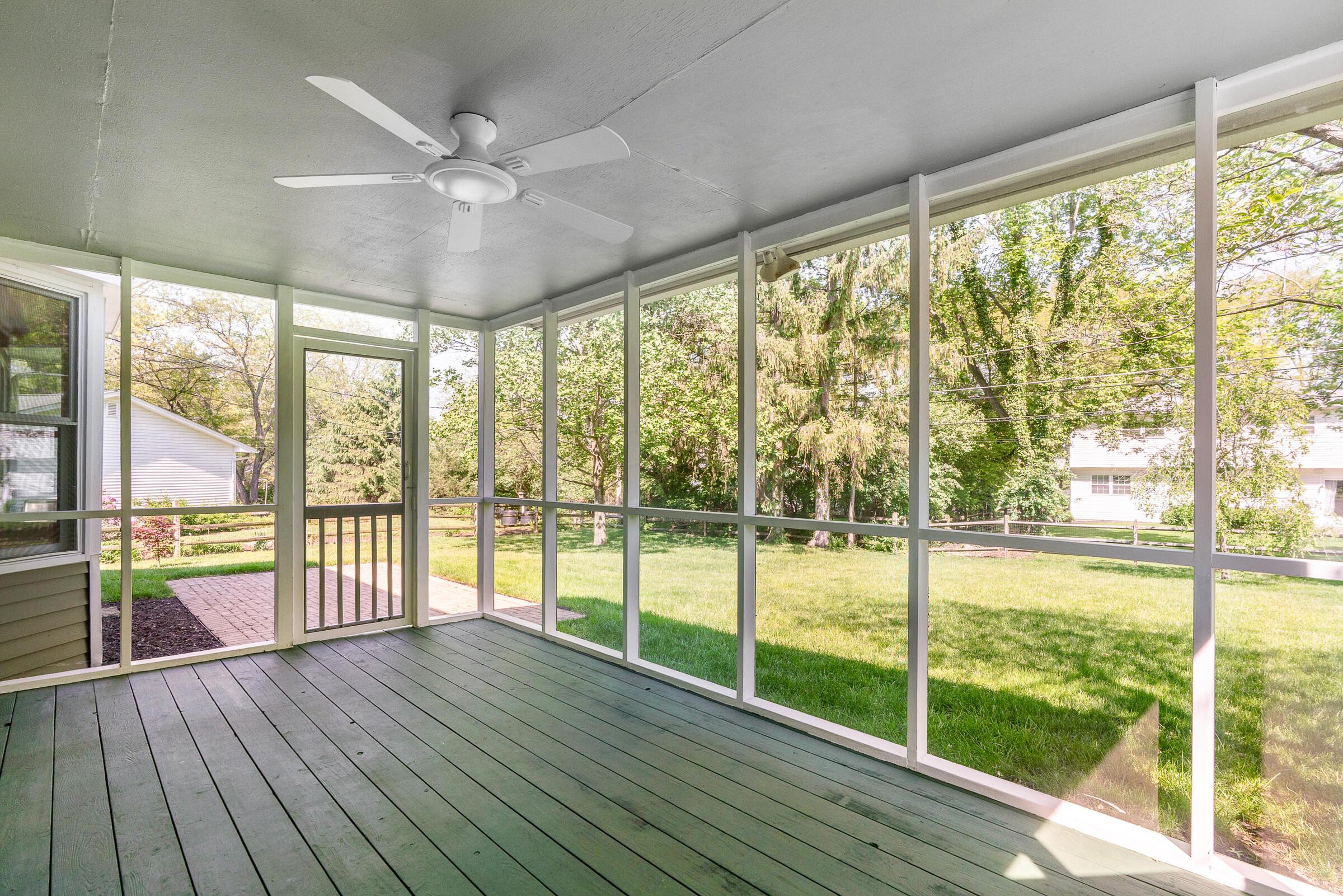316 Weydon Road
