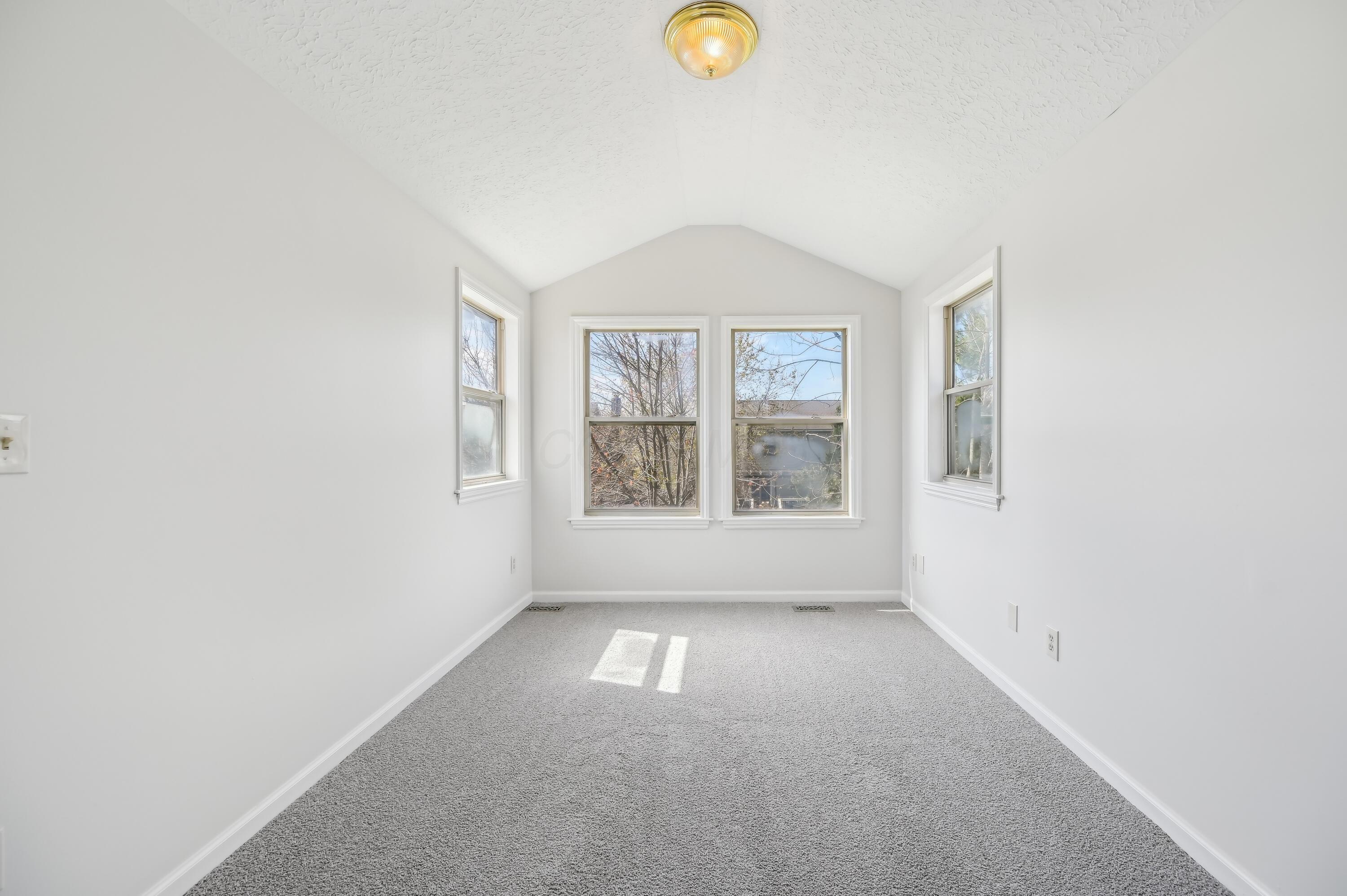 877 Pelham Court, Westerville, Ohio image 25