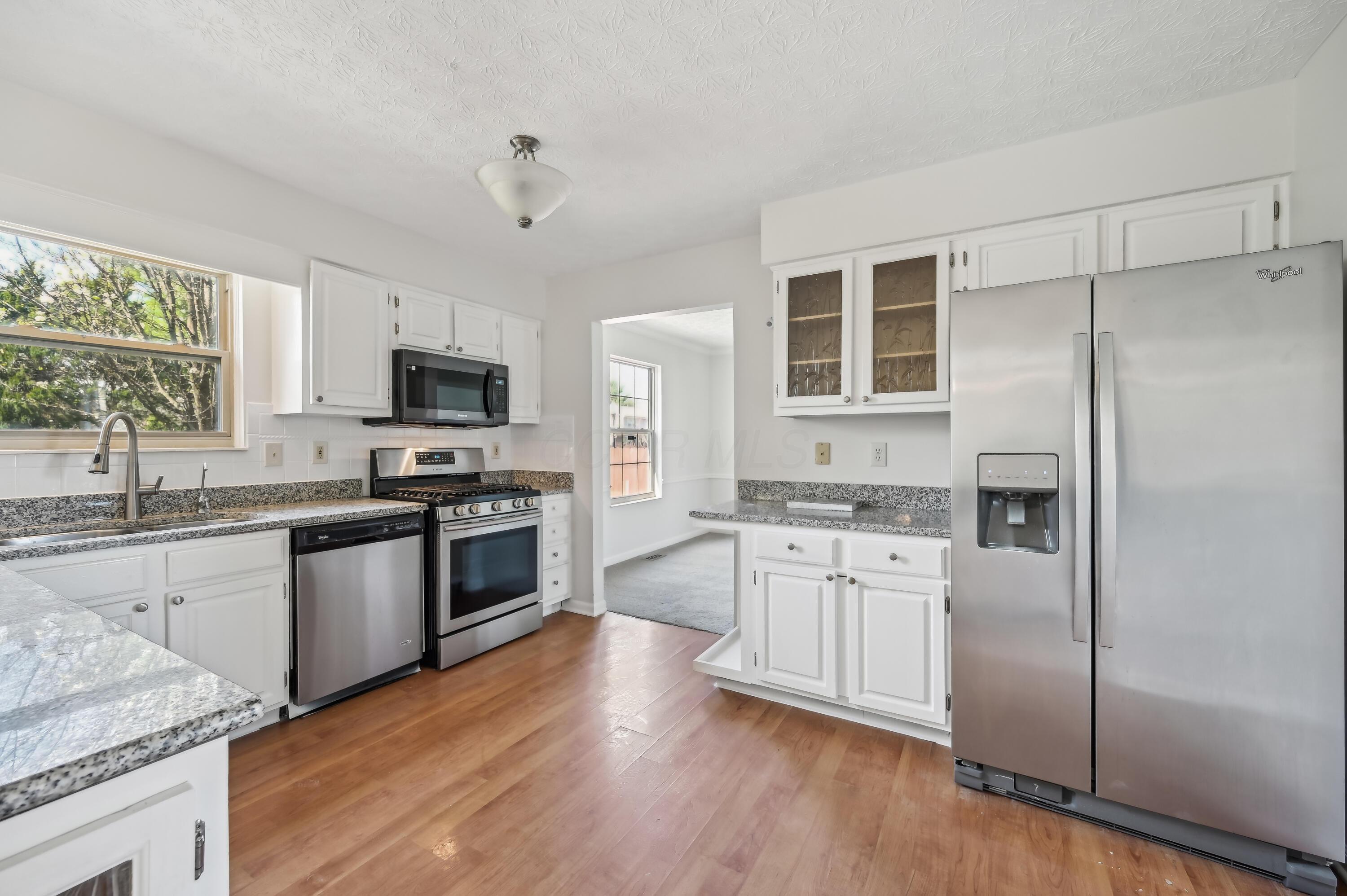 877 Pelham Court, Westerville, Ohio image 16
