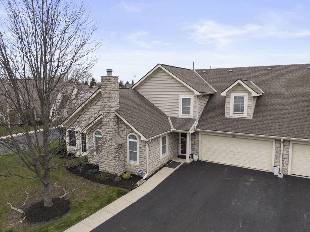 Photo of 6201 Payton Street 1A #1A, Dublin, OH 43016 (MLS # 226010055)