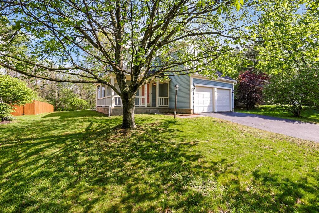 Photo of 5392 Woodville Court, Columbus, OH 43230 (MLS # 226014215)