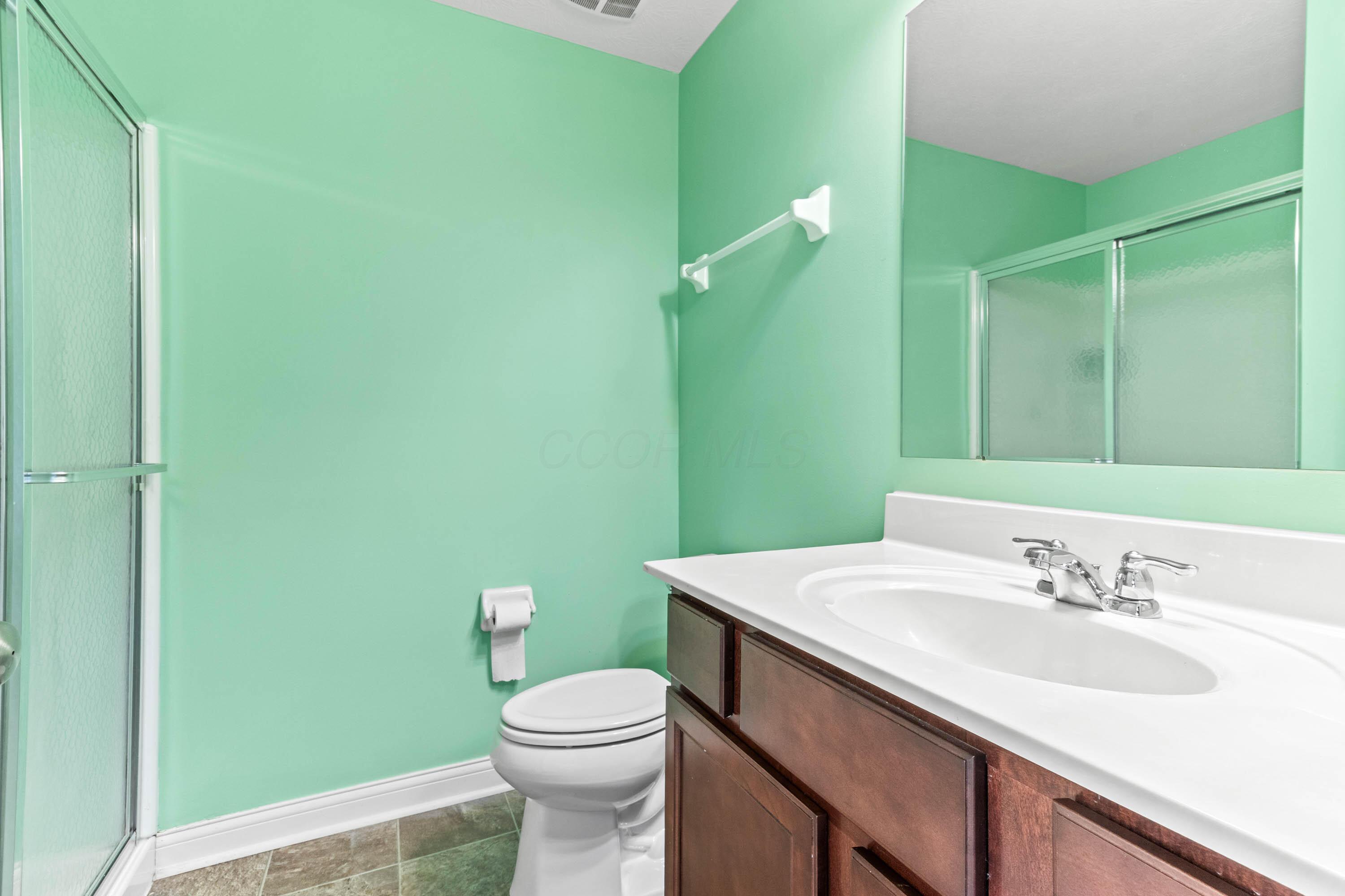 1356 Scotsman Drive, Grove City, Ohio image 31