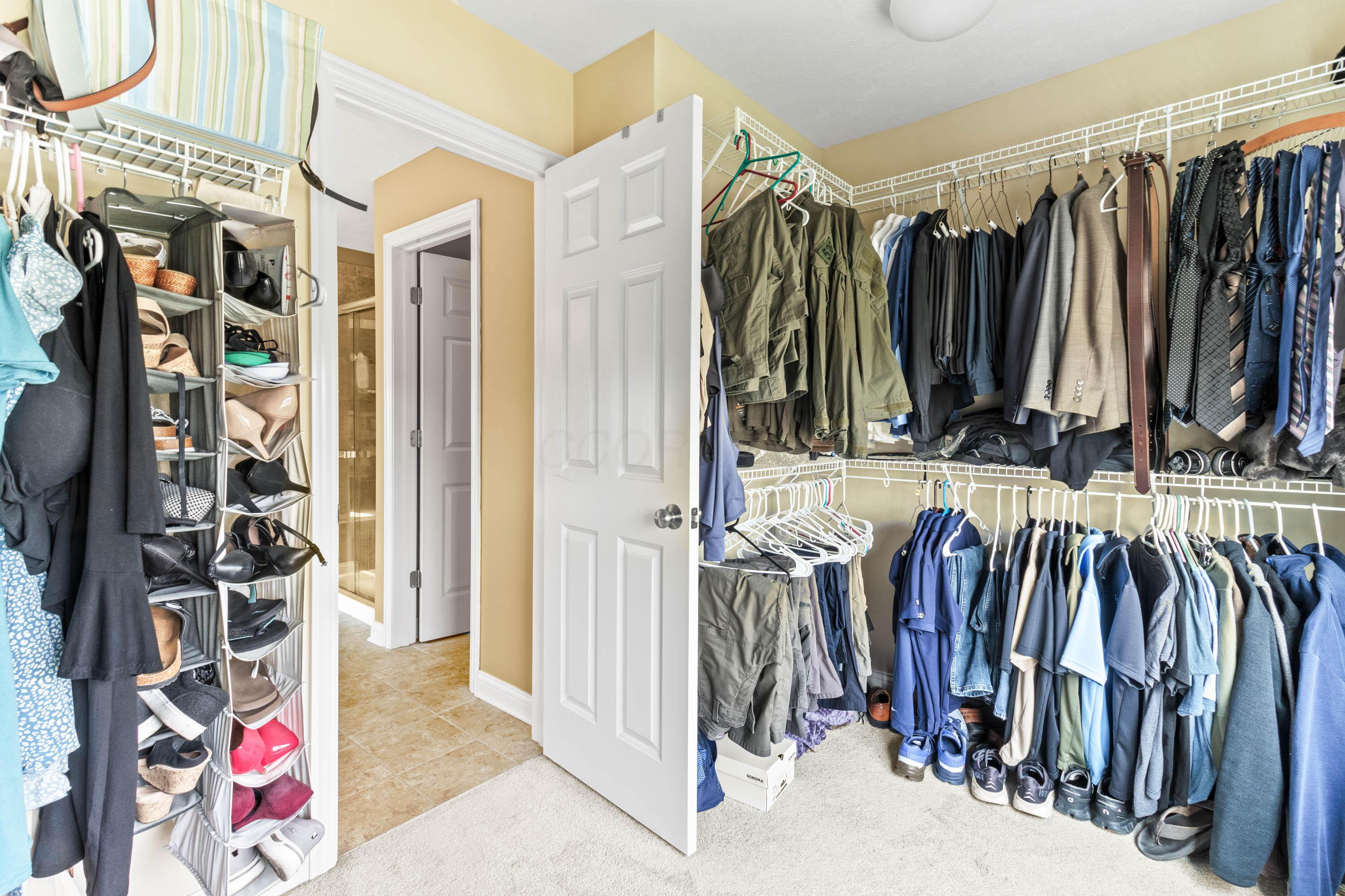 1356 Scotsman Drive, Grove City, Ohio image 20