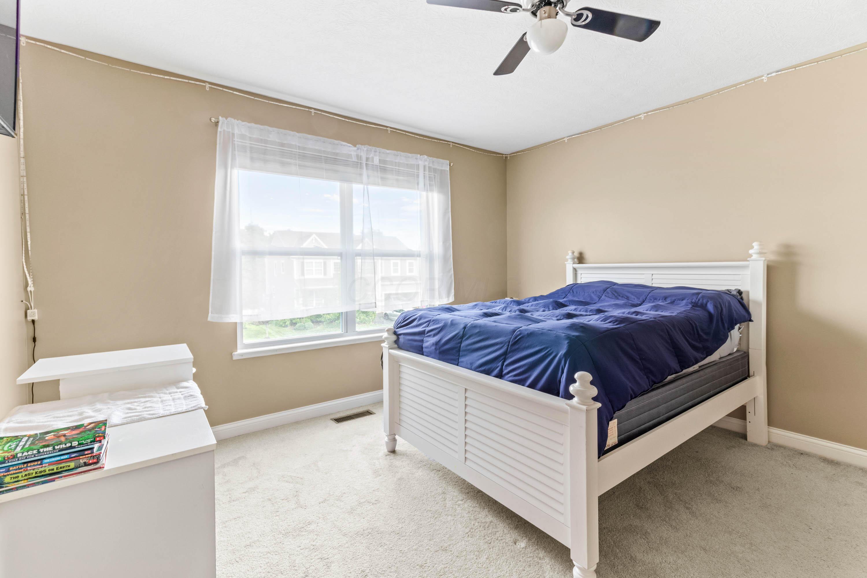 1356 Scotsman Drive, Grove City, Ohio image 35