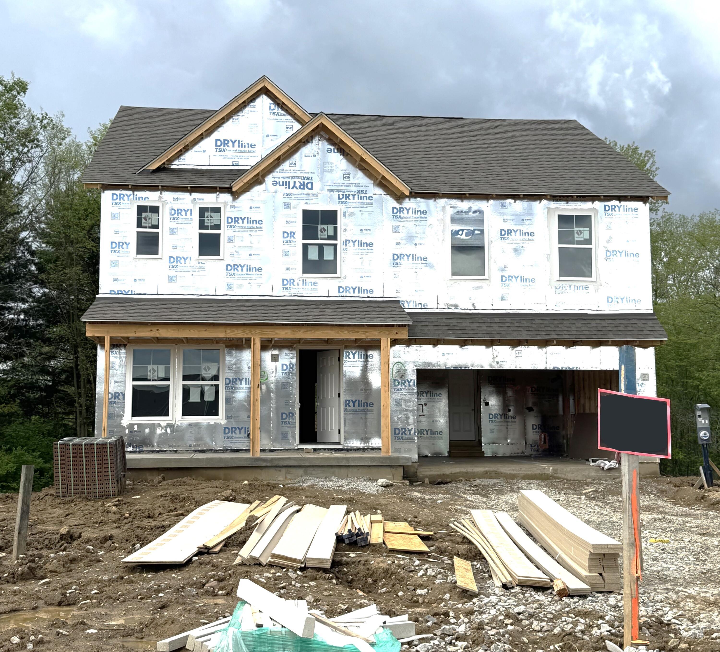 1067 Bumblebee End Drive, Grove City, Ohio image 1