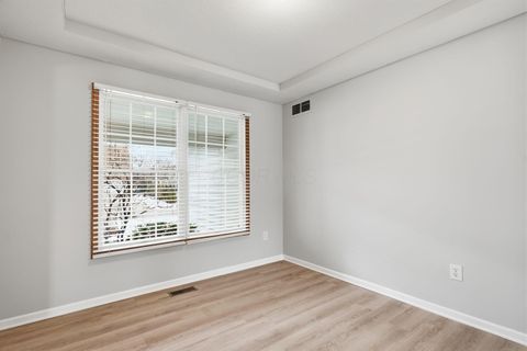 Tiny photo for 4554 Commons Park Drive, New Albany, OH 43054 (MLS # 226004599)