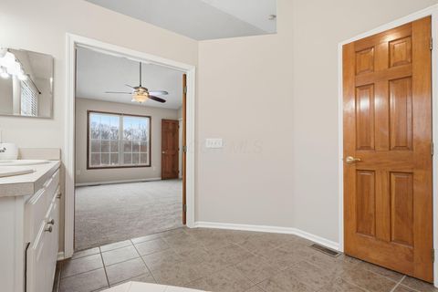 Tiny photo for 4554 Commons Park Drive, New Albany, OH 43054 (MLS # 226004599)