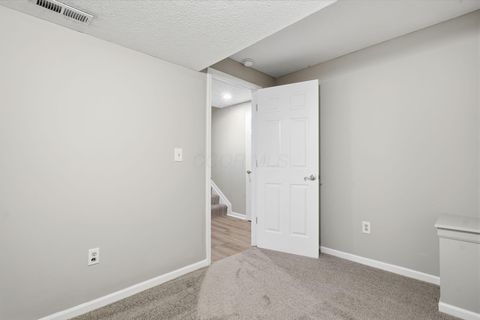 Tiny photo for 4554 Commons Park Drive, New Albany, OH 43054 (MLS # 226004599)