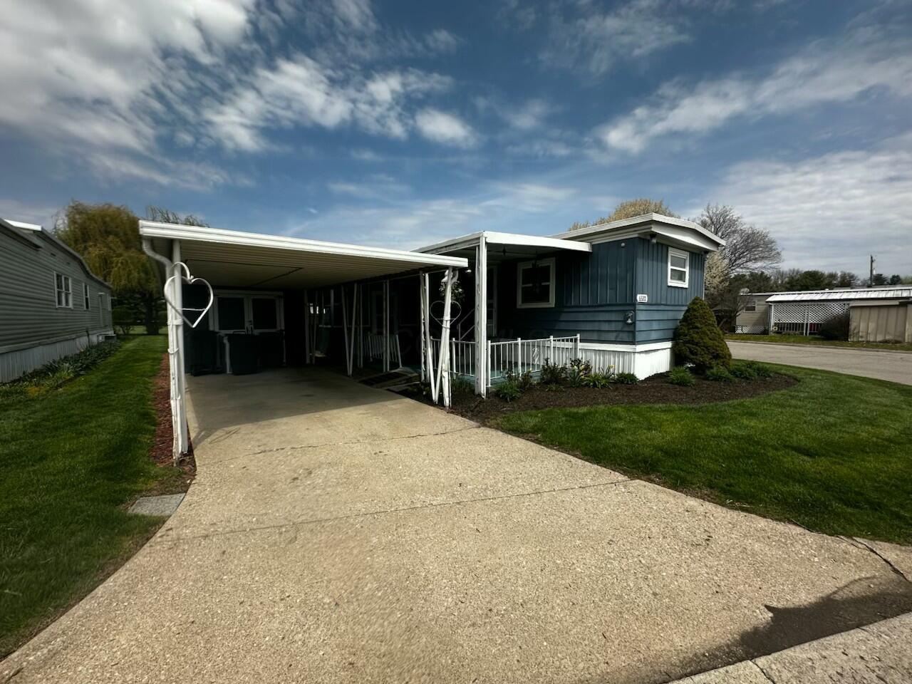 6320 Cartwright Lane, Dublin, Ohio image 2