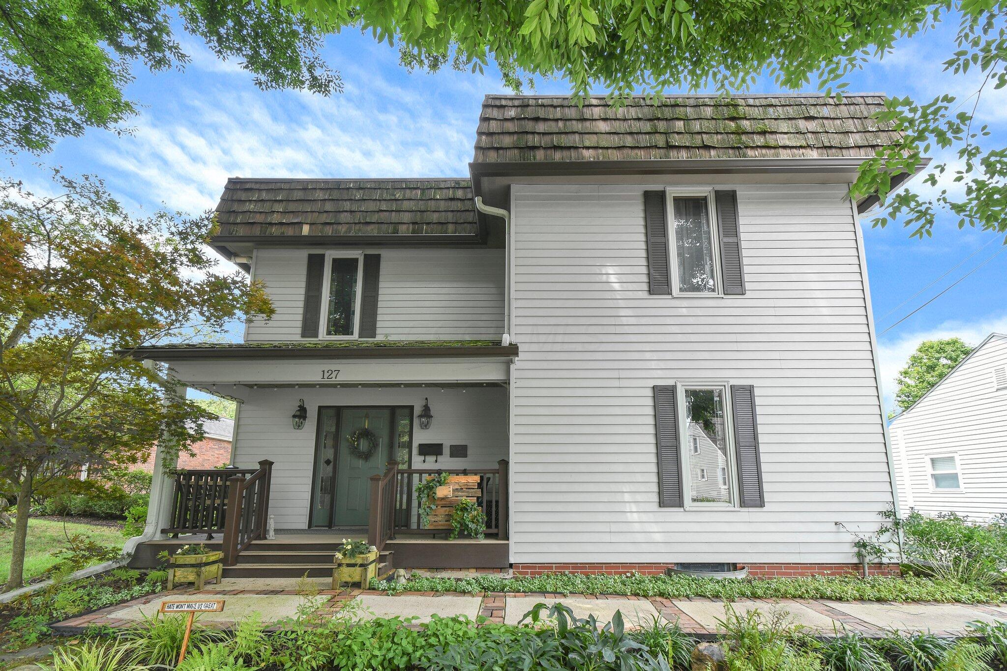 127 S Mulberry Street, Granville, Ohio image 1