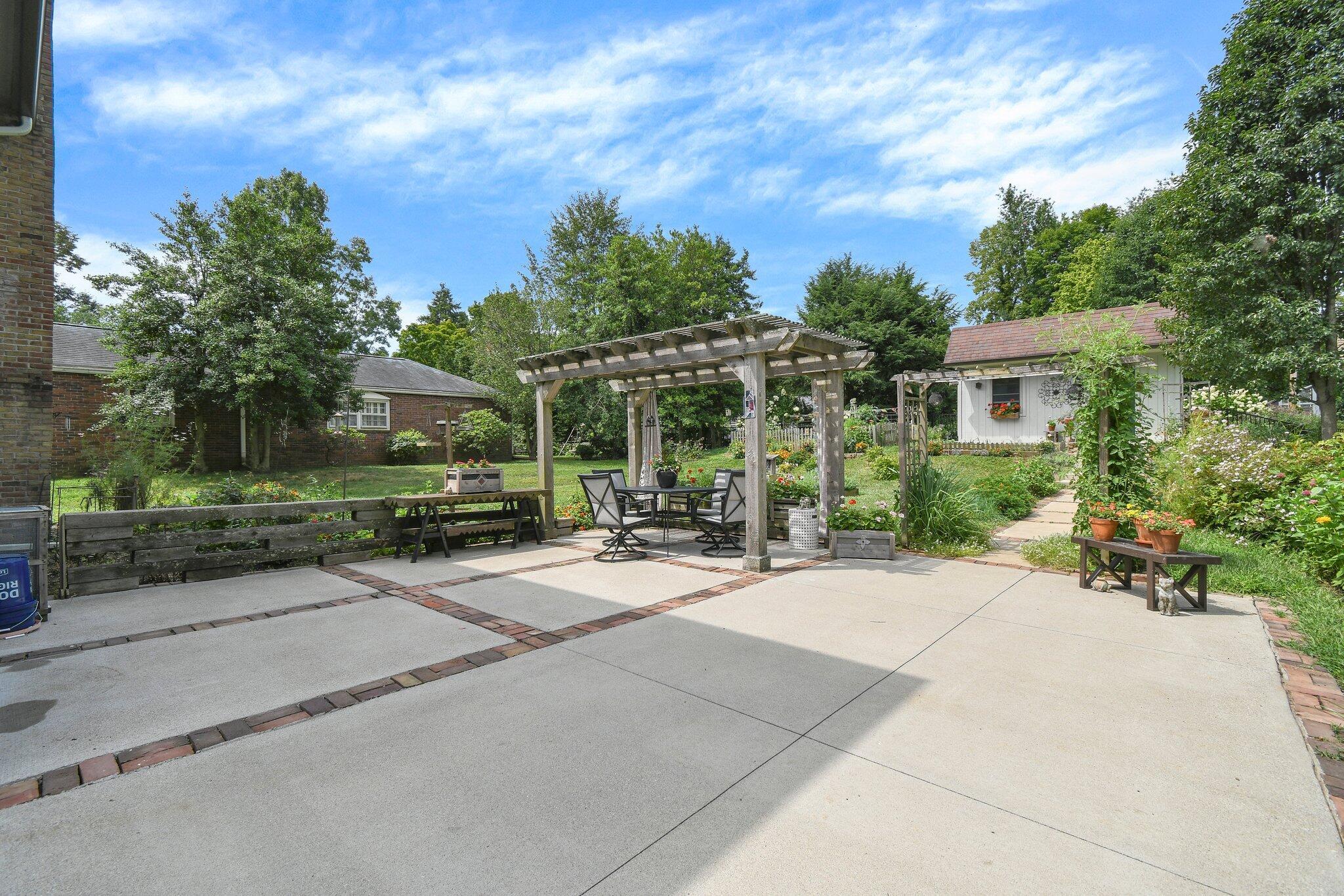 127 S Mulberry Street, Granville, Ohio image 7