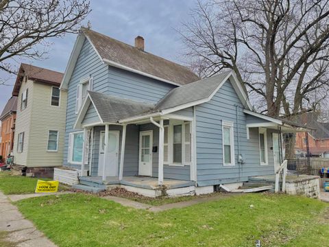 Photo of 114 Dale Avenue, Willard, OH 44890 (MLS # 226008555)