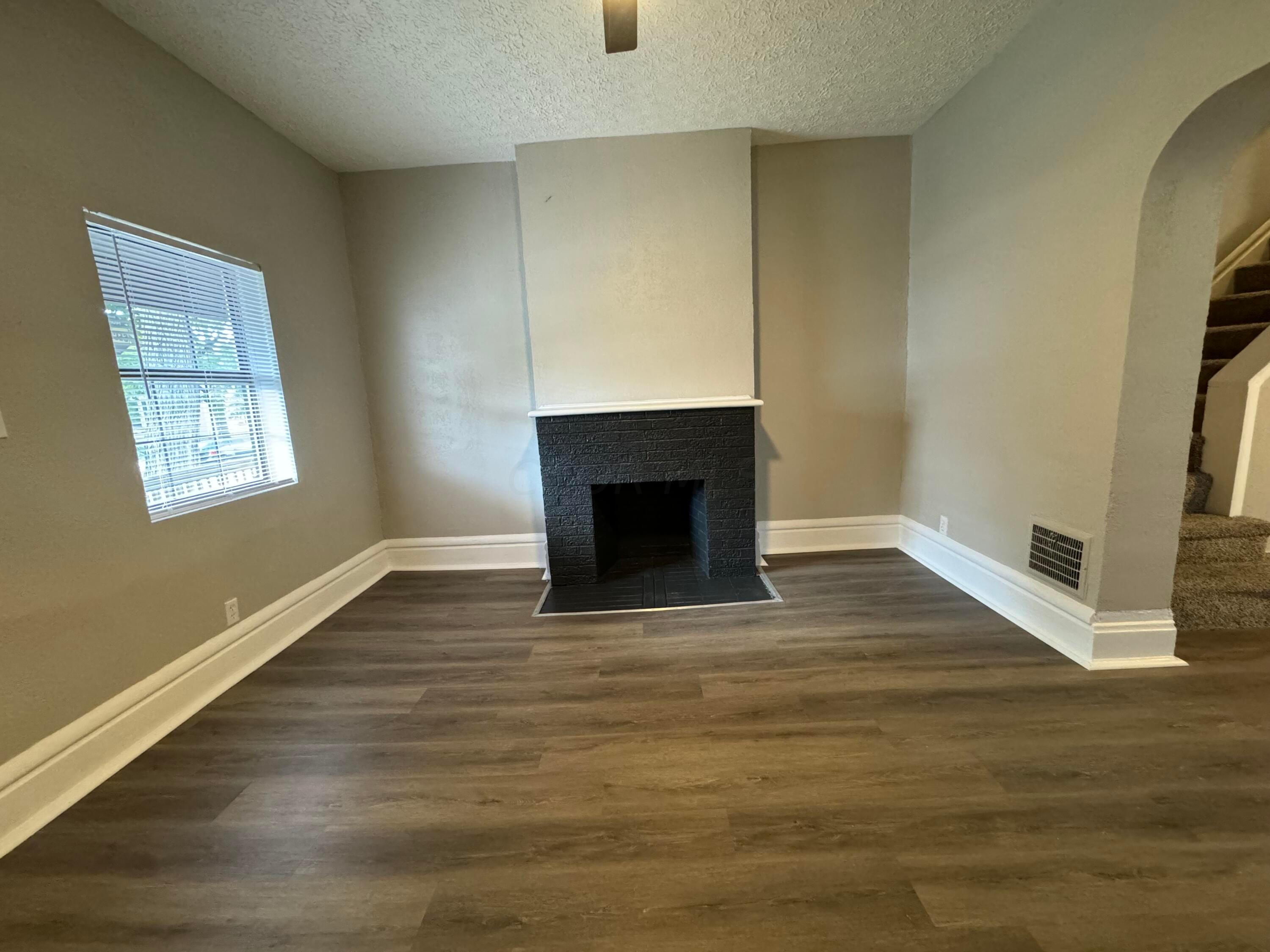 99 Whitethorne Avenue