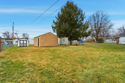 Tiny photo for 1915 Kenwood Avenue, Springfield, OH 45505 (MLS # 226000584)
