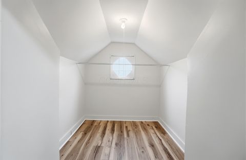 Tiny photo for 1915 Kenwood Avenue, Springfield, OH 45505 (MLS # 226000584)