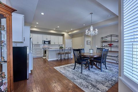 Tiny photo for 5412 Tathwell Drive 39 #39, New Albany, OH 43054 (MLS # 226004180)