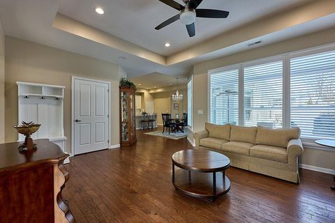 Tiny photo for 5412 Tathwell Drive 39 #39, New Albany, OH 43054 (MLS # 226004180)