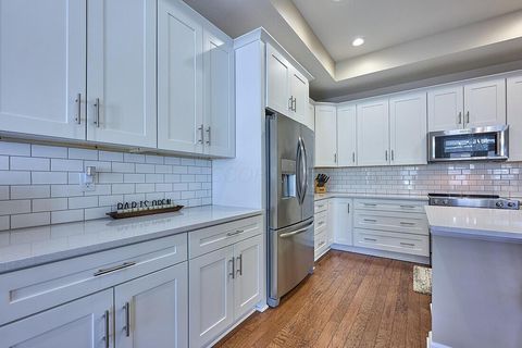 Tiny photo for 5412 Tathwell Drive 39 #39, New Albany, OH 43054 (MLS # 226004180)