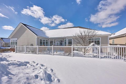 Tiny photo for 5412 Tathwell Drive 39 #39, New Albany, OH 43054 (MLS # 226004180)