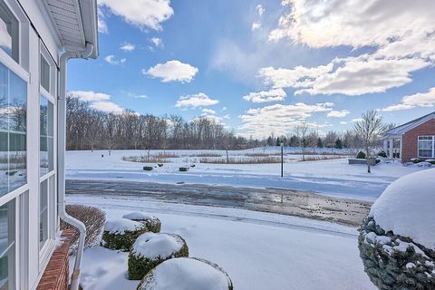 Tiny photo for 5412 Tathwell Drive 39 #39, New Albany, OH 43054 (MLS # 226004180)