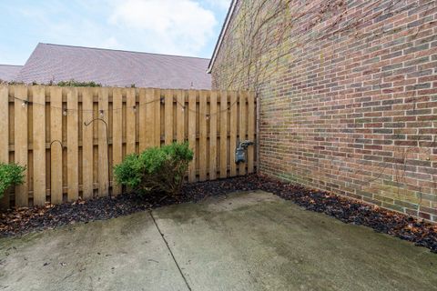 Tiny photo for 1537 Sandringham Court, Columbus, OH 43220 (MLS # 226000572)
