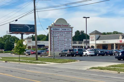 Tiny photo for 1537 Sandringham Court, Columbus, OH 43220 (MLS # 226000572)