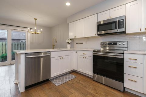 Tiny photo for 1537 Sandringham Court, Columbus, OH 43220 (MLS # 226000572)