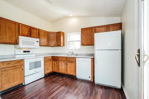 Tiny photo for 15 Glengary Drive, Delaware, OH 43015 (MLS # 226014214)