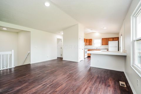 Tiny photo for 15 Glengary Drive, Delaware, OH 43015 (MLS # 226014214)