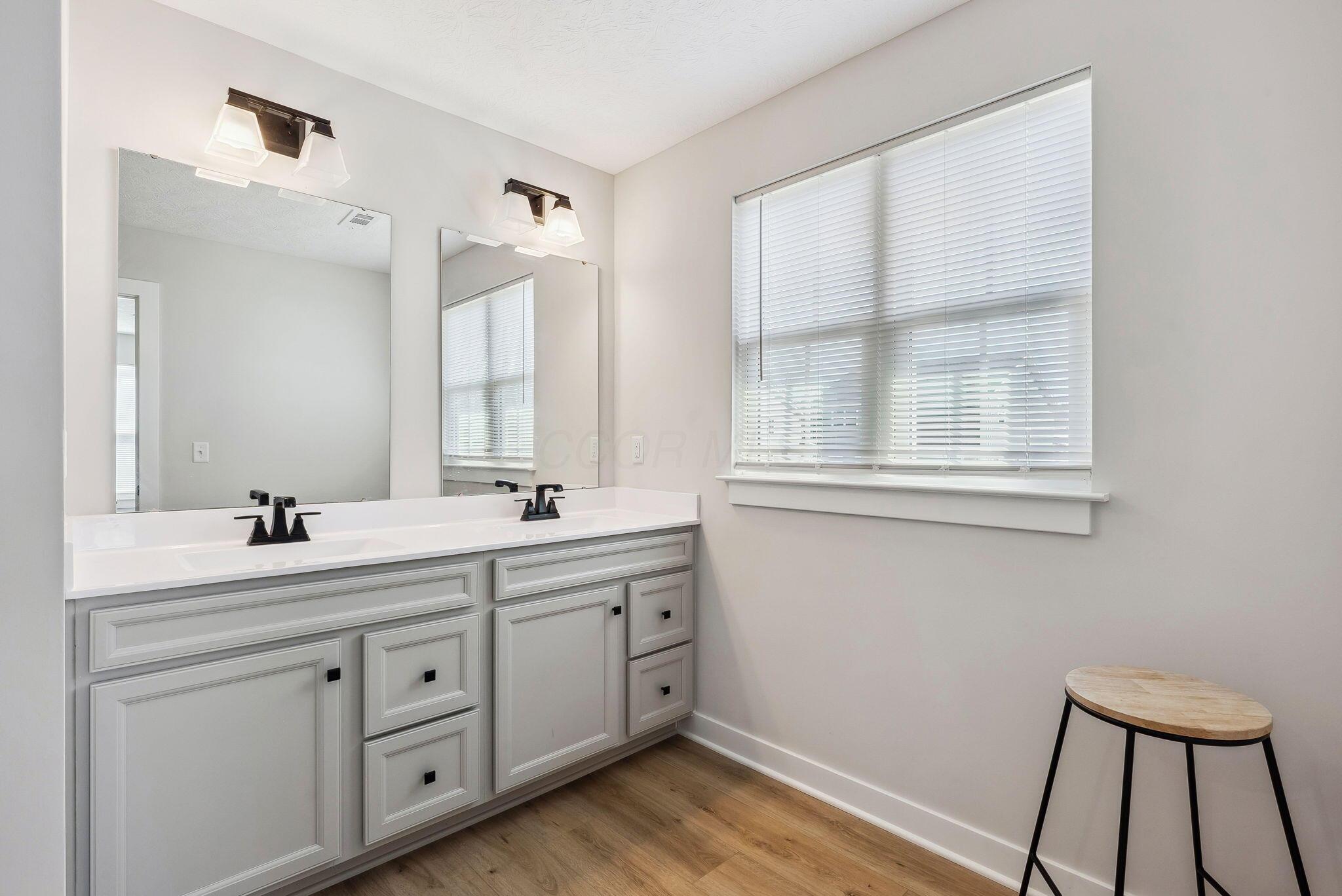 228 Livorno Road, Delaware, Ohio image 25