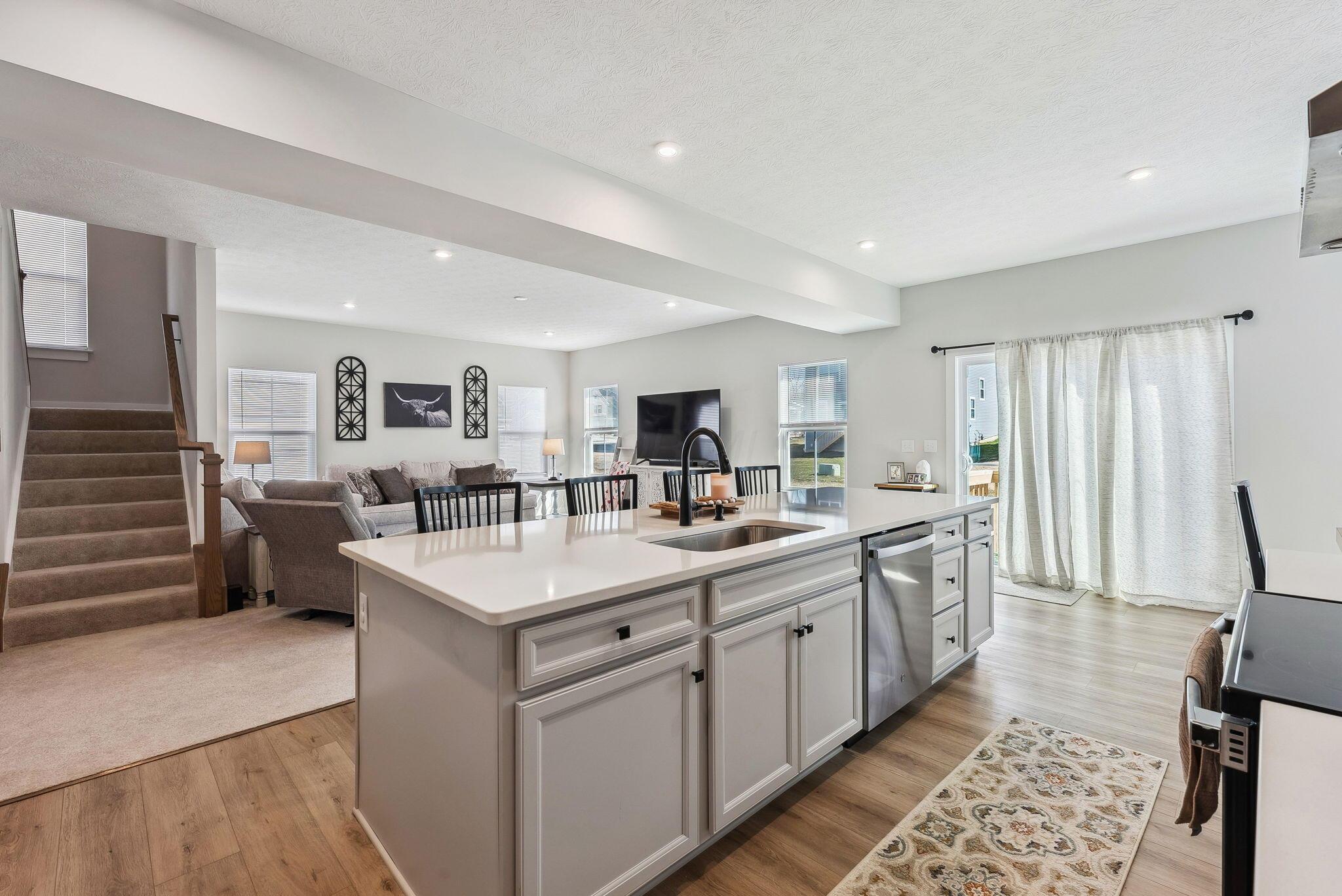 228 Livorno Road, Delaware, Ohio image 18