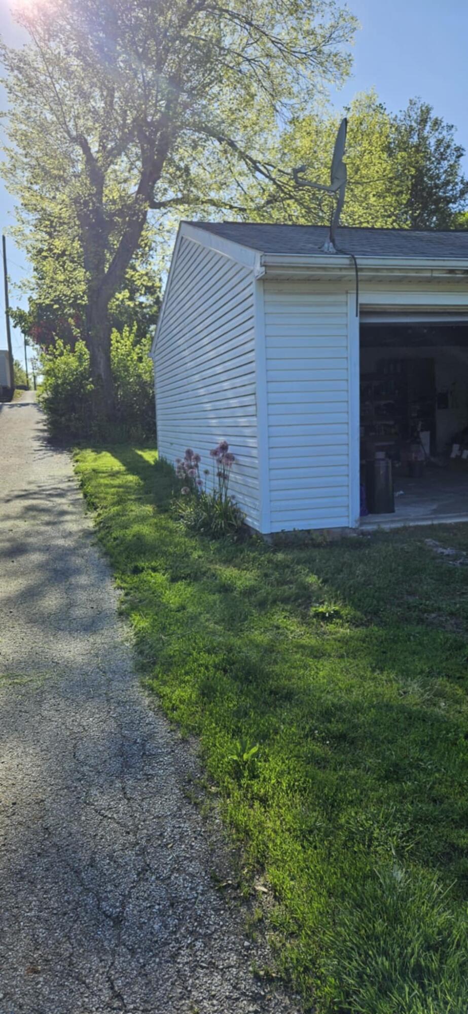 2782 Sandusky Street, Grove City, Ohio image 28