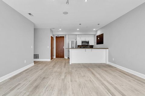 Tiny photo for 845 N High Street 407 #407, Columbus, OH 43215 (MLS # 226003218)