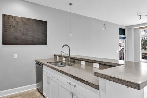 Tiny photo for 845 N High Street 407 #407, Columbus, OH 43215 (MLS # 226003218)