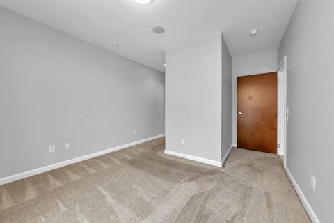 Tiny photo for 845 N High Street 407 #407, Columbus, OH 43215 (MLS # 226003218)