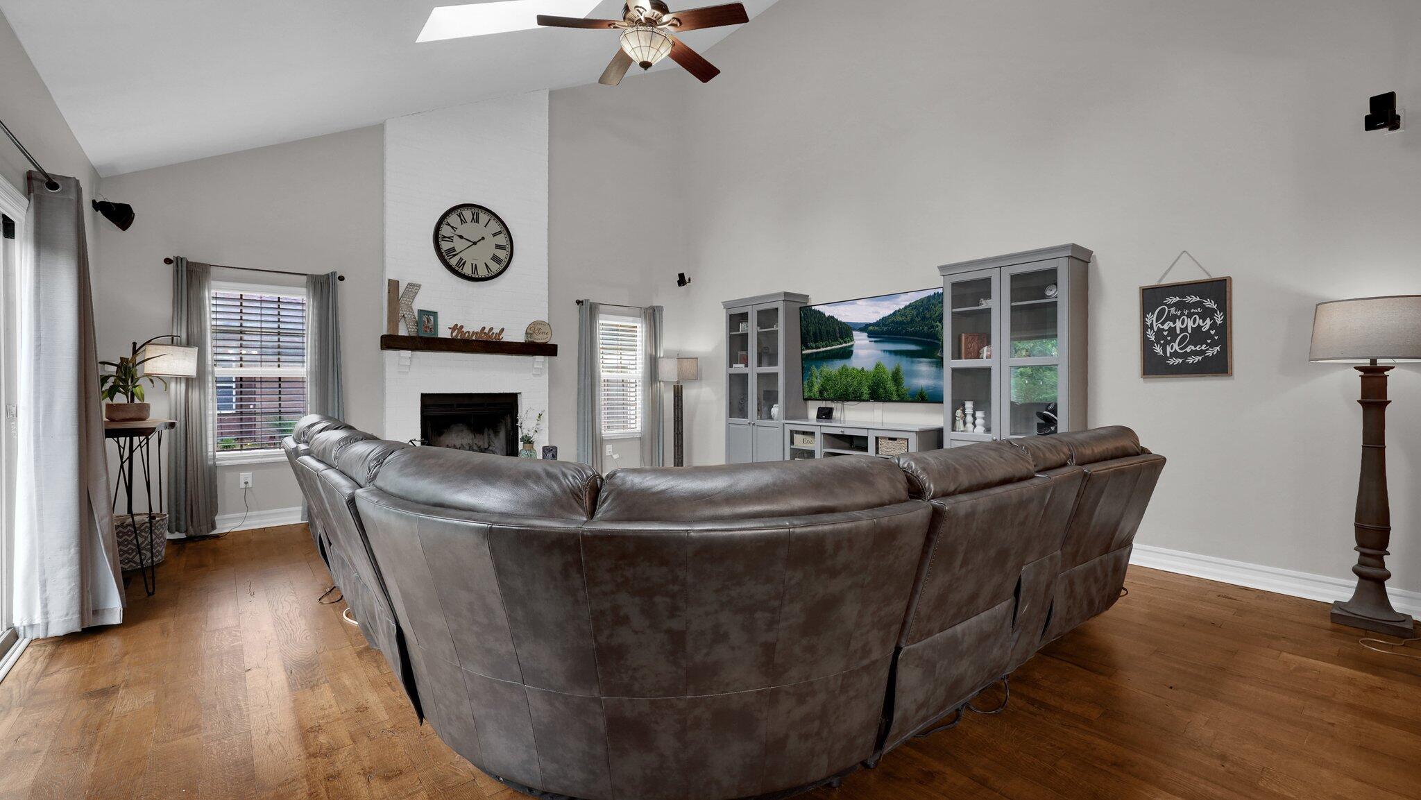 6101 Parkmeadow Lane, Hilliard, Ohio image 23