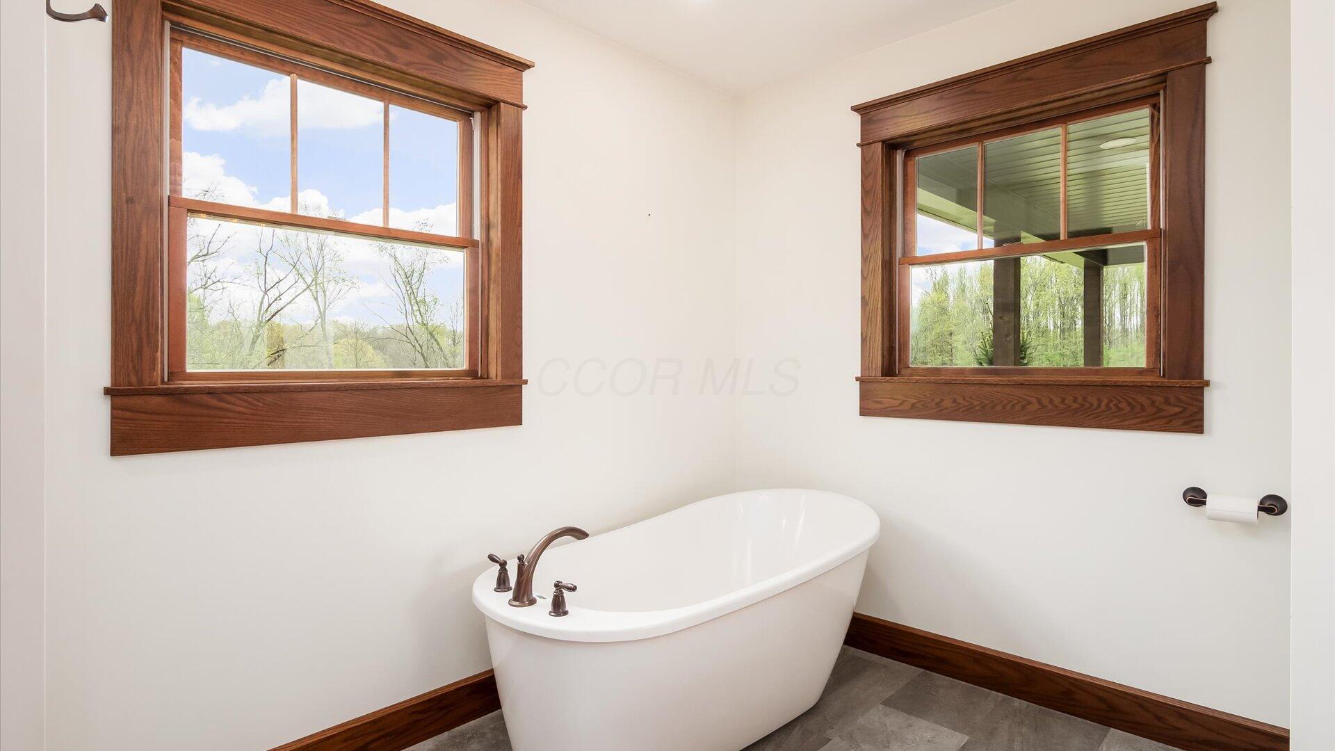 9615 Rural Dale Road, Blue Rock, Ohio image 31
