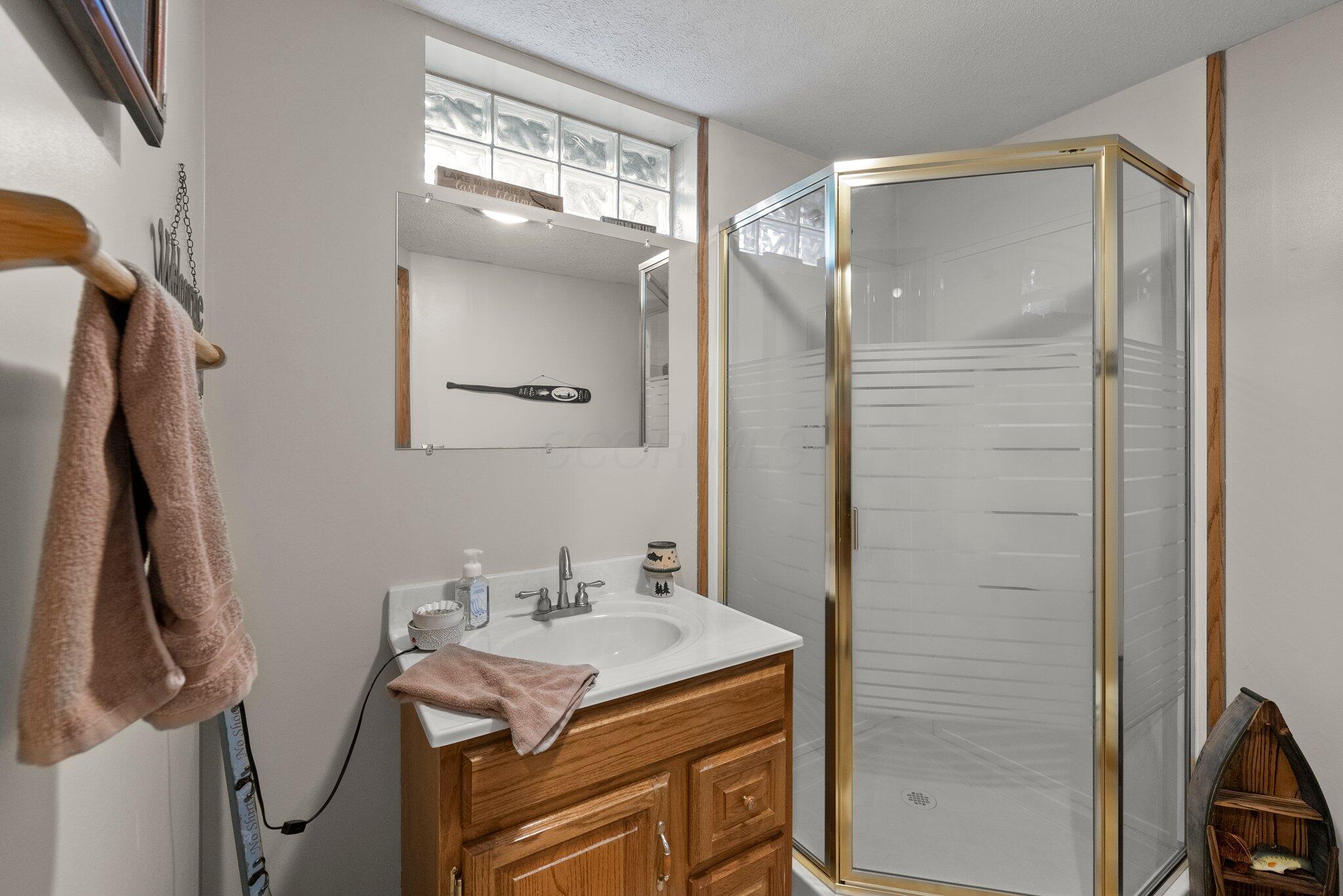 1244 E Choctaw Drive, London, Ohio image 32