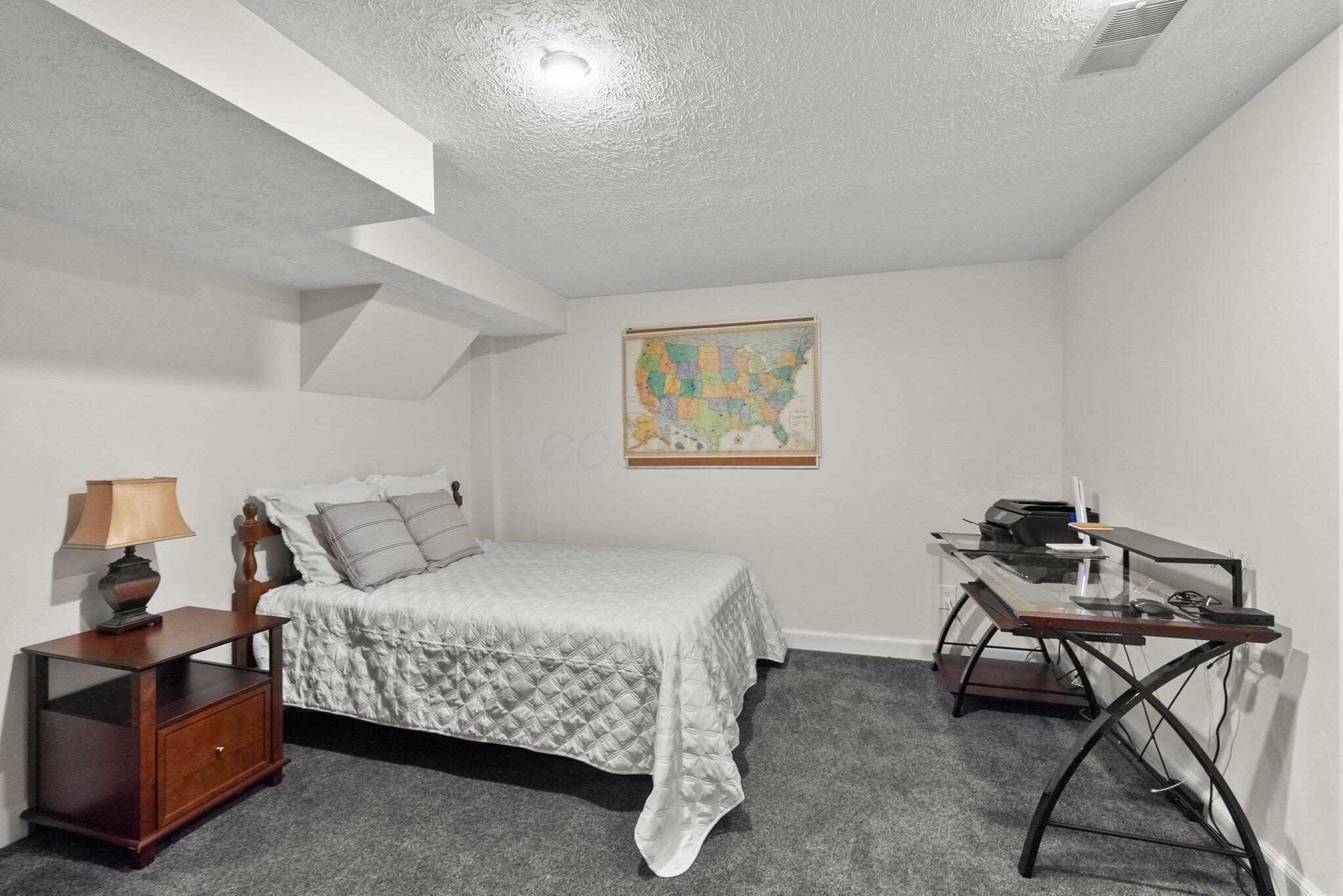 1244 E Choctaw Drive, London, Ohio image 33