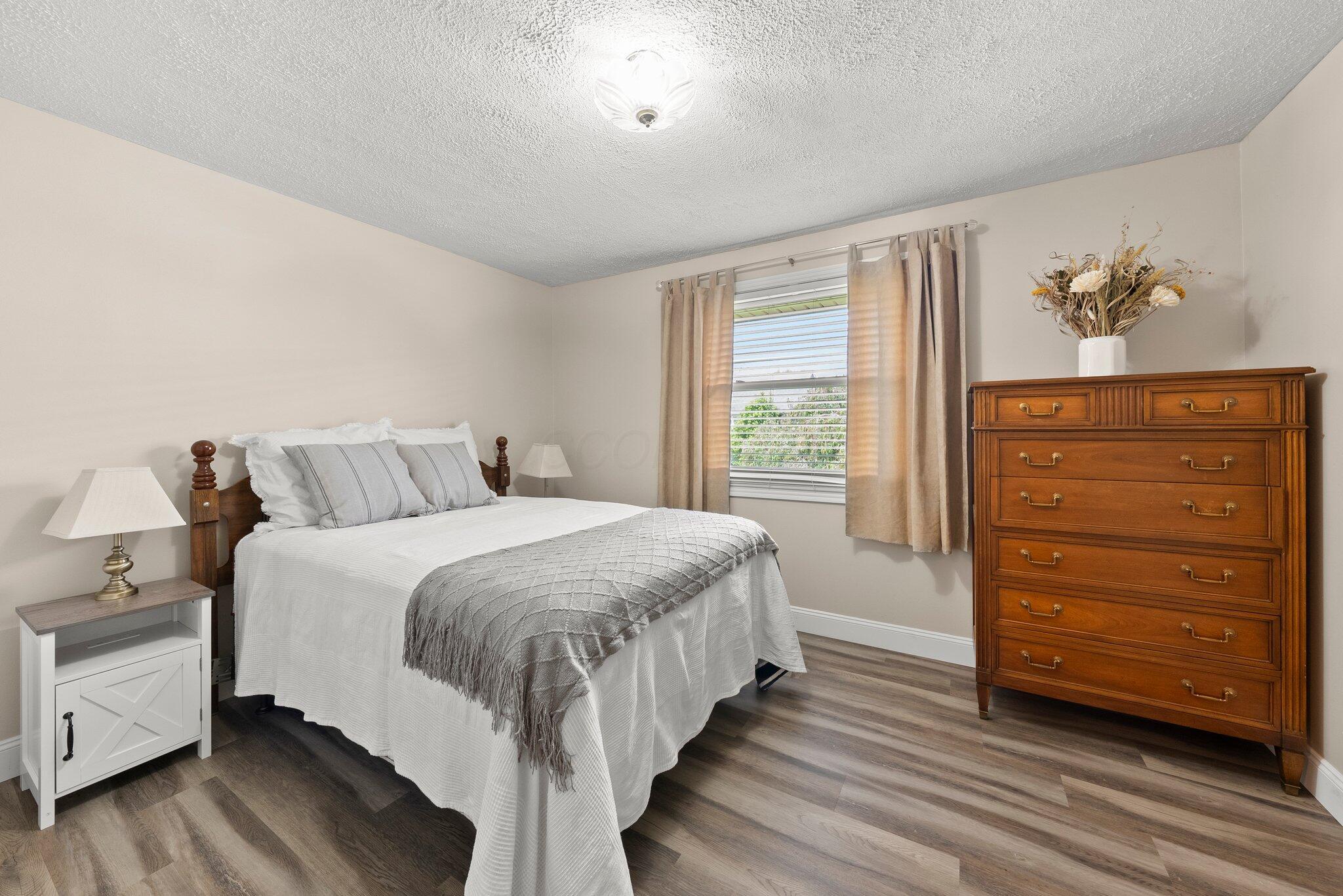 1244 E Choctaw Drive, London, Ohio image 21
