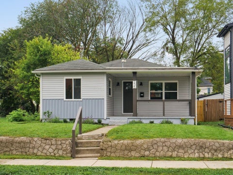 Photo of 237 N 17th Street, Columbus, OH 43203 (MLS # 226036238)