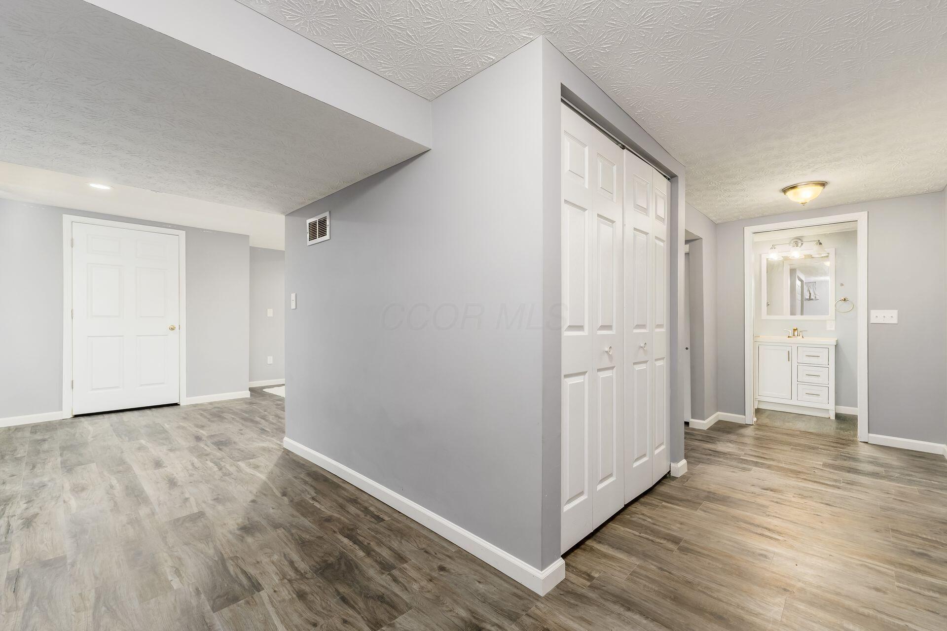 966 Gray Drive, Pickerington, Ohio image 29