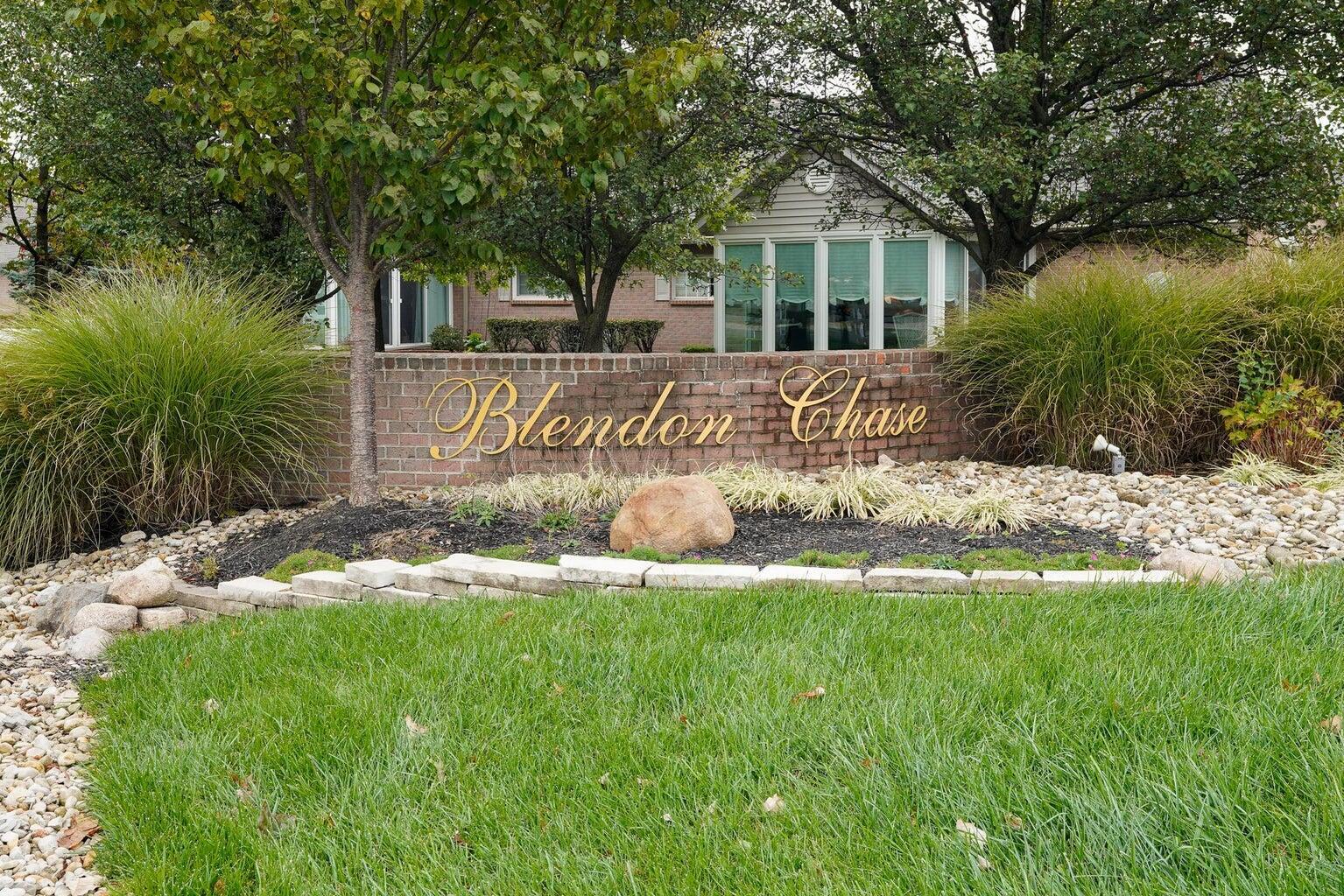 6053 Blendon Chase Drive, Westerville, Ohio image 30