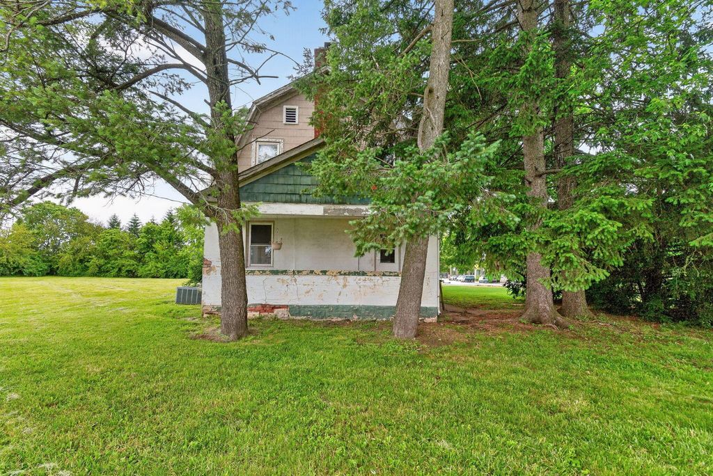 Photo of 3921 Parsons Avenue, Columbus, OH 43207 (MLS # 226018573)